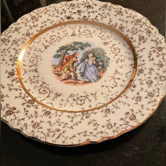 Homer Laughlin colonial Courting Couple 1936 Gold Plates - Picture 2 of 5